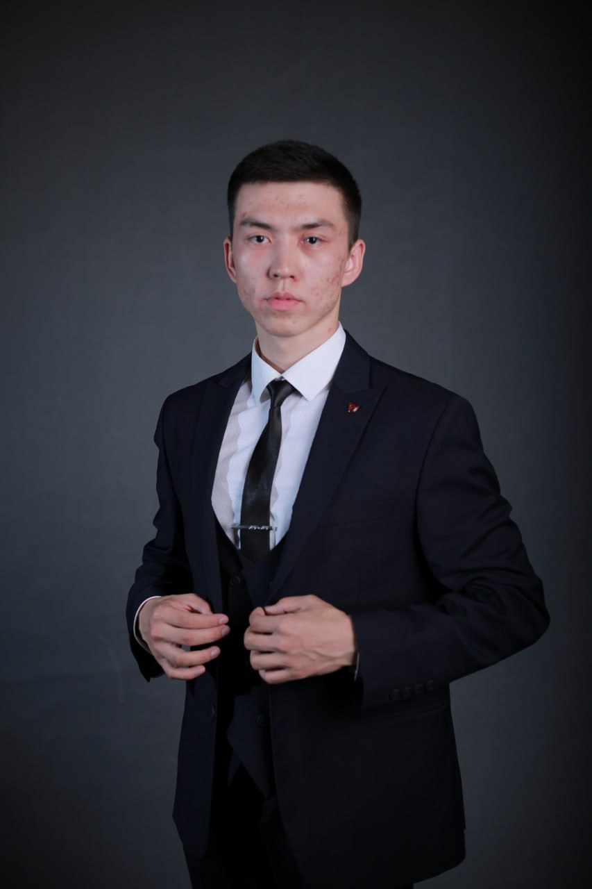 Azimbek Xaydarov